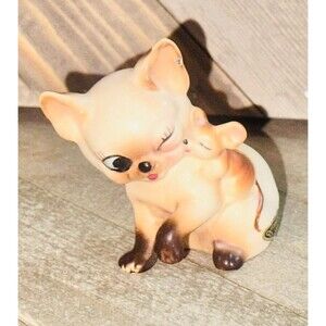 Vintage Josef Originals Small Siamese Cat with Mouse 2.5x2.5”